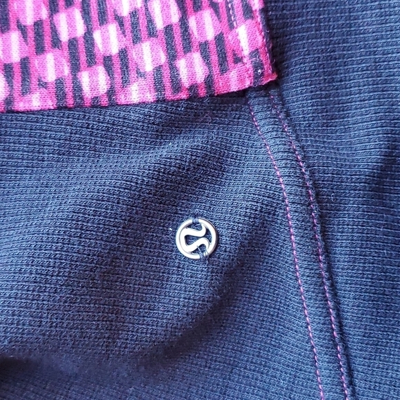Lululemon Black and Pink Geometric Checkered Brushed Fleece lining Jacket 6 - Picture 3 of 8